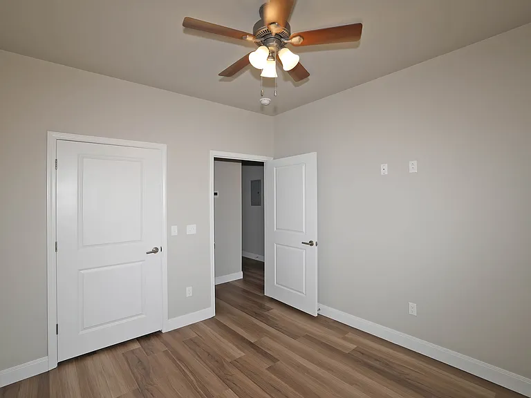 19100 Mid Country Blvd #C — Photo 13