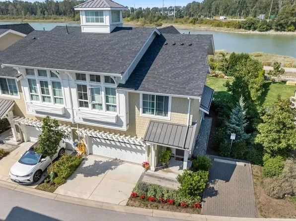 5551 Admiral Way #12B, Delta, BC V4K 0C9