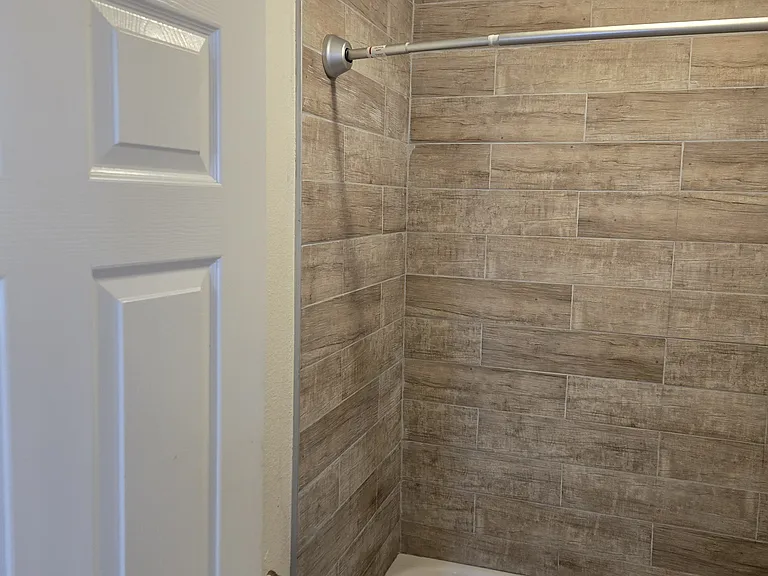 18A E 56th St #18A — Photo 14
