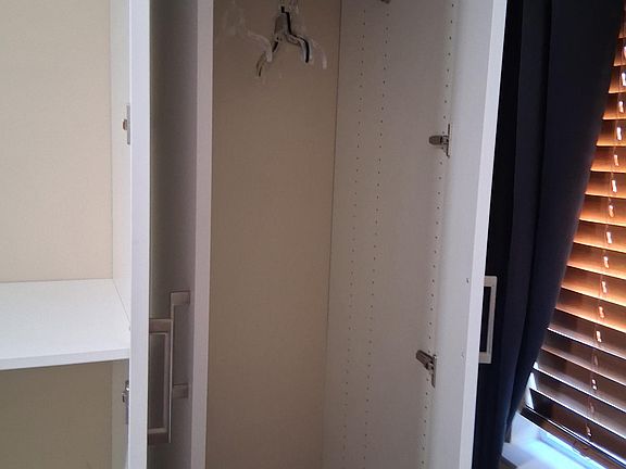 4th image of 3739 Larian Way #3