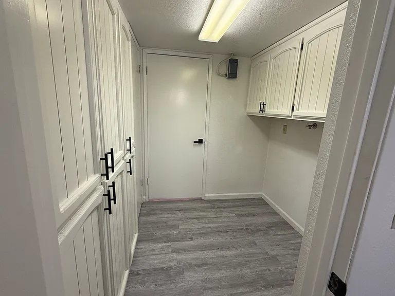 6216 Van Maren Ln — Photo 15