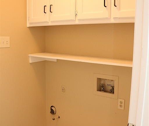 5th image of 5924 Pleasant Hill Dr