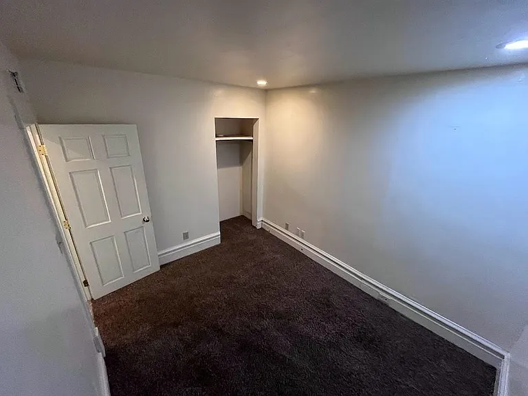 Unit Photo