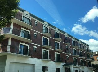 4 Chelsea Pl #3H, Great Neck, NY 11021