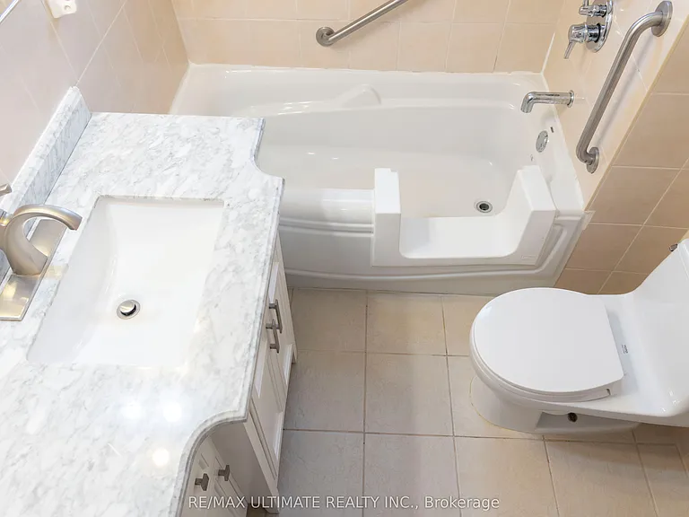 7 Joanith Dr — Photo 16