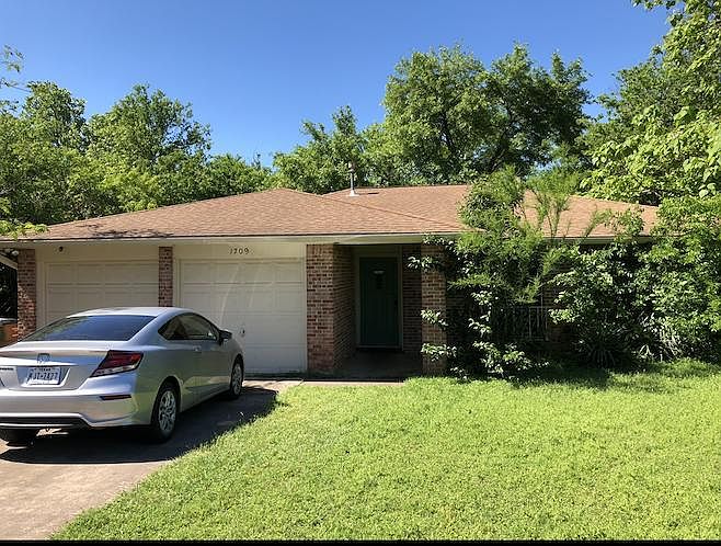 1st image of 1709 Pine Knoll Dr