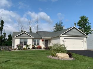 8649 Cobalt Dr, Cicero, NY 13039