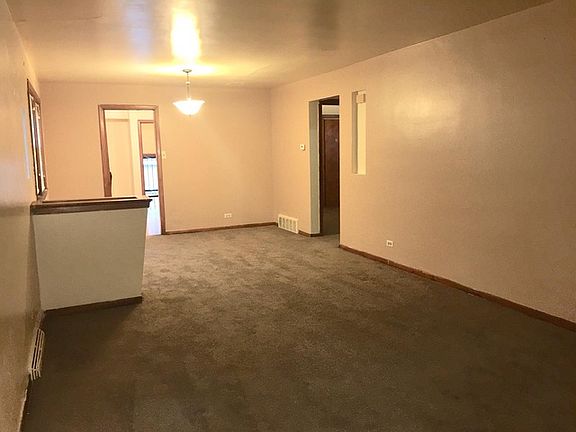 3rd image of 14501 Peoria St