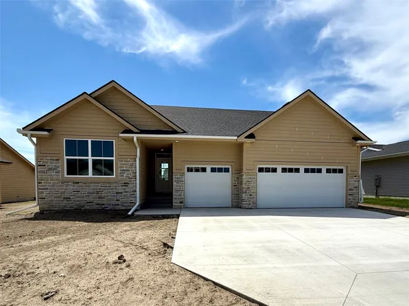 3607 NW 28th St, Ankeny, IA 50023