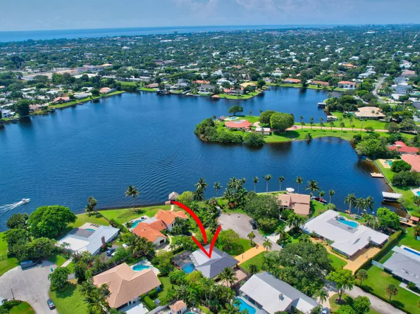 917 SW 38th Court, Boynton Beach, FL 33435