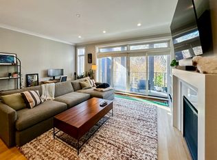 3347 1/2 N Kenmore Ave #2N, Chicago, IL 60657