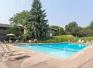 114 Windsor Ln, New Brighton, MN 55112