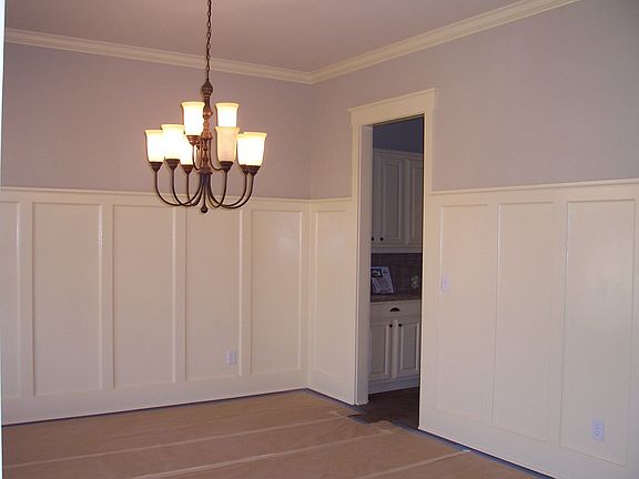 3rd image of 4025 Andover Cir