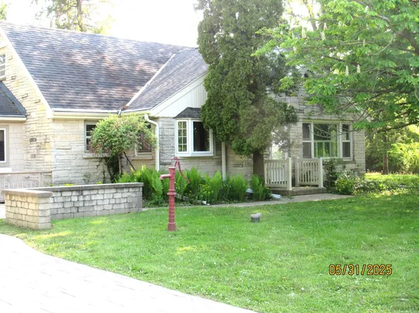 1201 West Brown Deer ROAD, River Hills, WI 53217