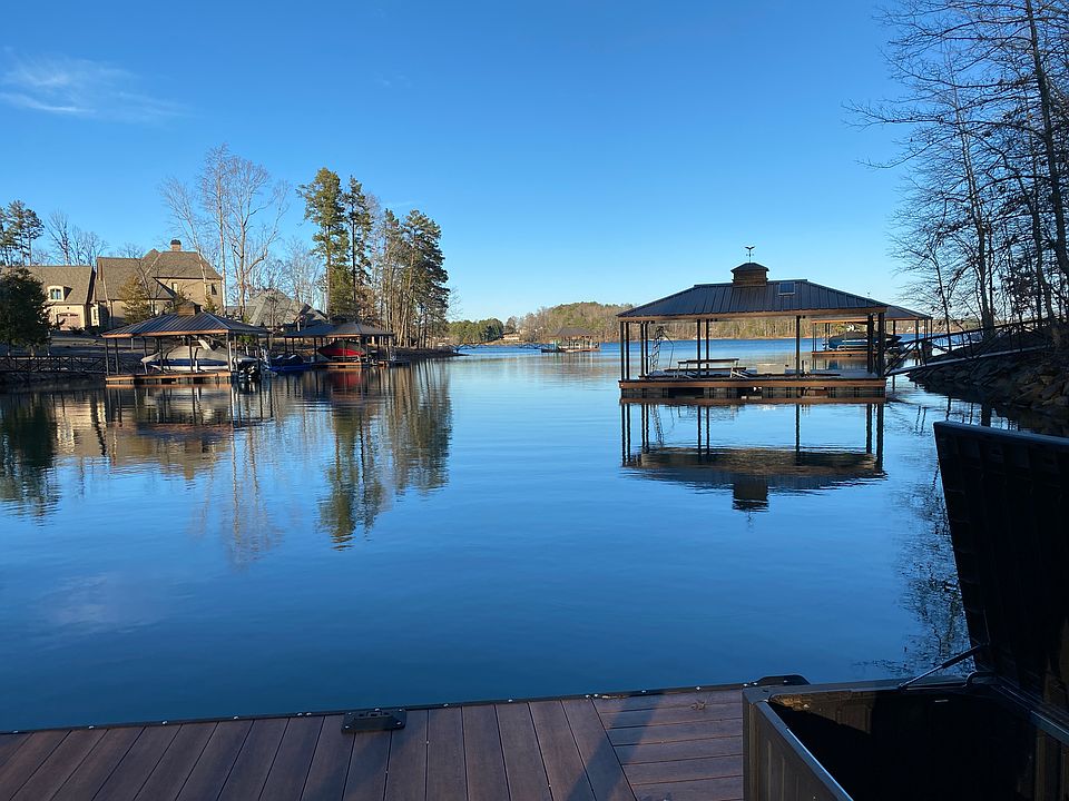 1st image of The Oaks At Lake Keowee #13