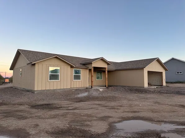 1749 S Aaron Dr, Thatcher, AZ 85552