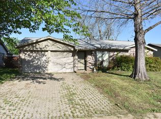 3214 Cheyenne St, Irving, TX 75062