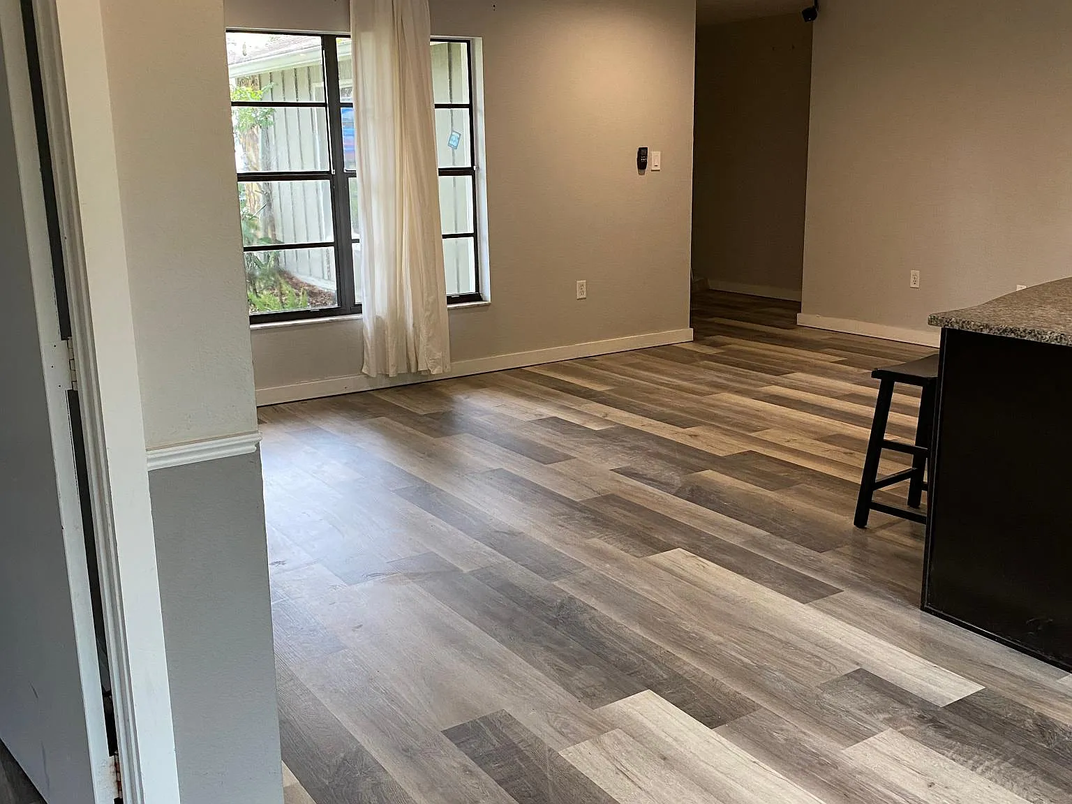 730 Anderson St — Photo 1