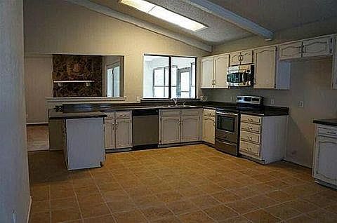 4th image of 6736 Fair Meadows Dr