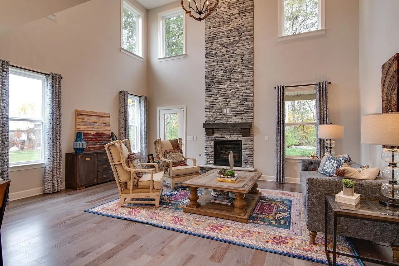 5 bed, 3.5 bath, 3307 sqft, $4,600 — Photo 4