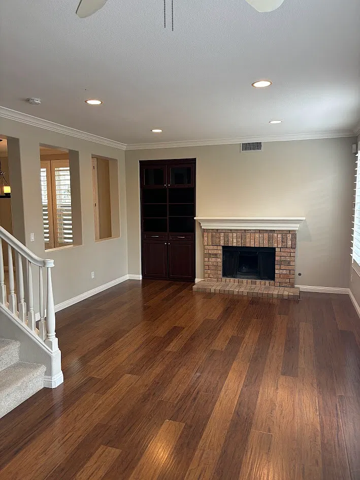 4 bed, 2116 sqft, $5,280 — Photo 3