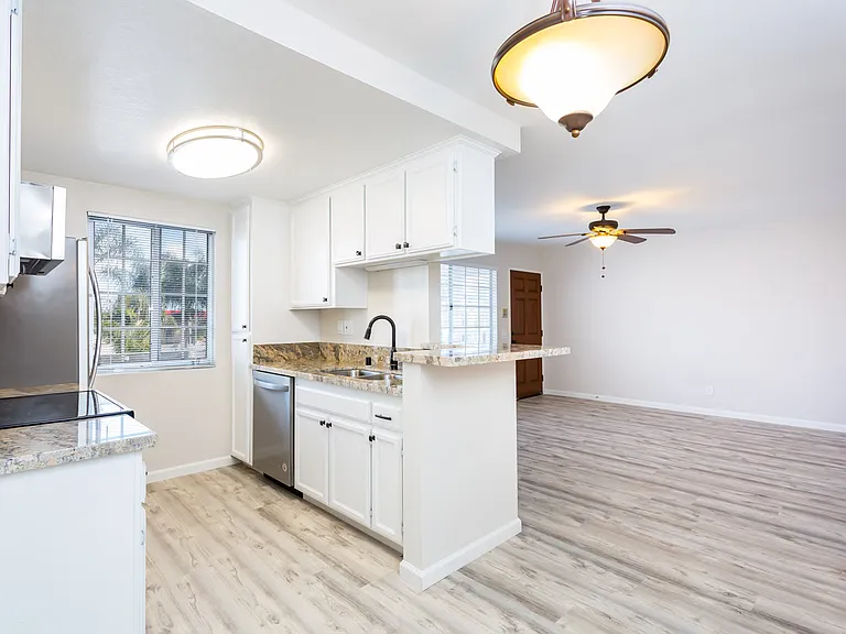 4163 Cleveland Ave #6 — Photo 6