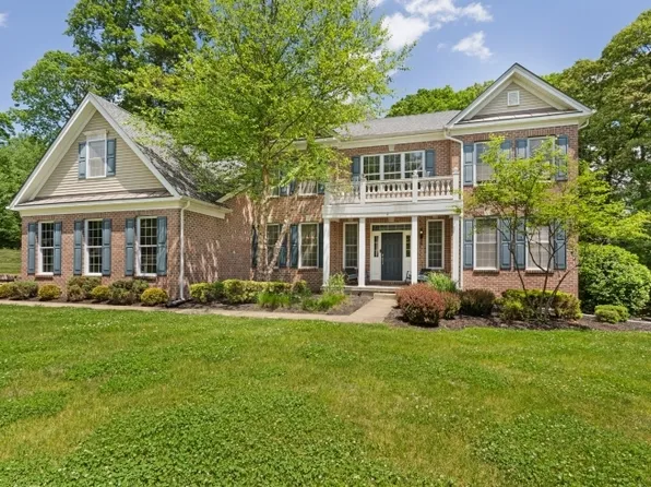 4 Sovereign Dr, Mount Olive Twp., NJ 07836