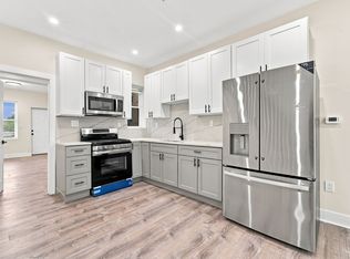 910 Pearl St, Camden, NJ 08102