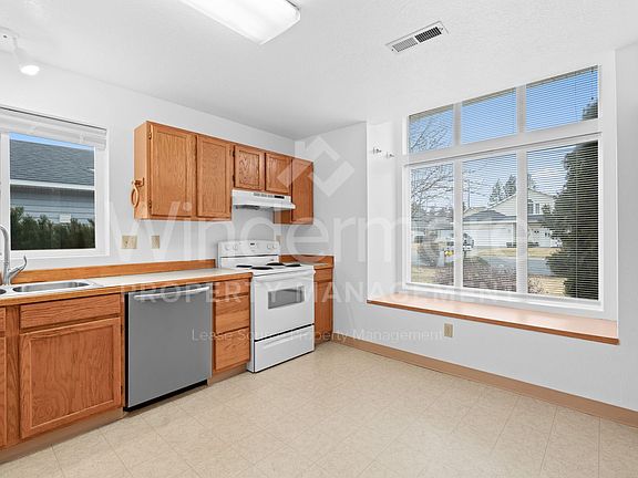 4th image of 5211 S Smith Ct