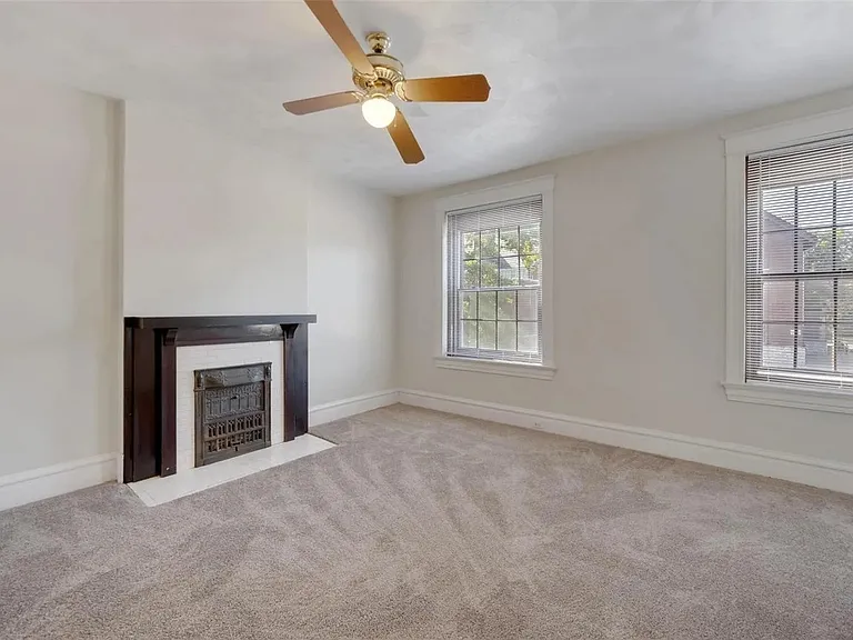 727 Bates St #A — Photo 2