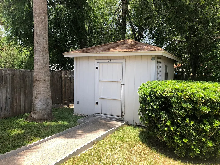 tool shed back yard