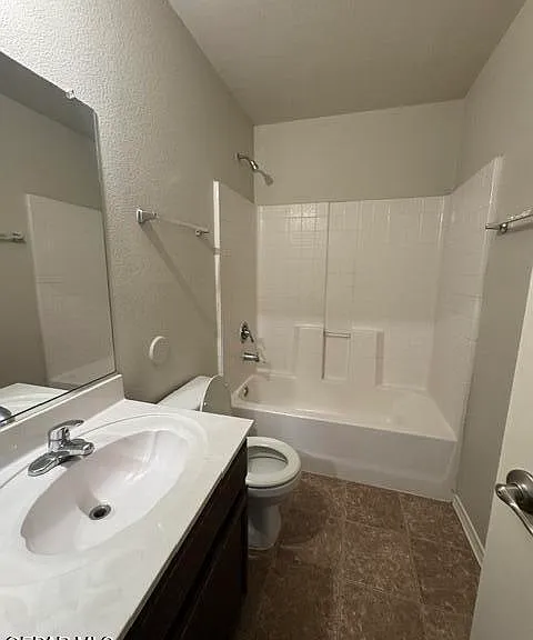 2508 Sparrow Point St — Photo 27