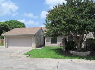1808 Woodstone, Kerrville, TX 78028