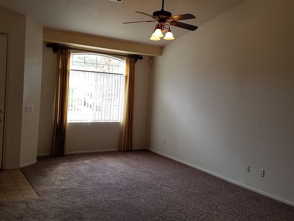 Open Concept Living/Dining Room