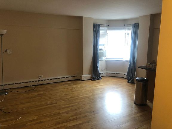 5th image of 4980 N Marine Dr #60640