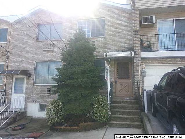 1st image of 68 Dayna Dr