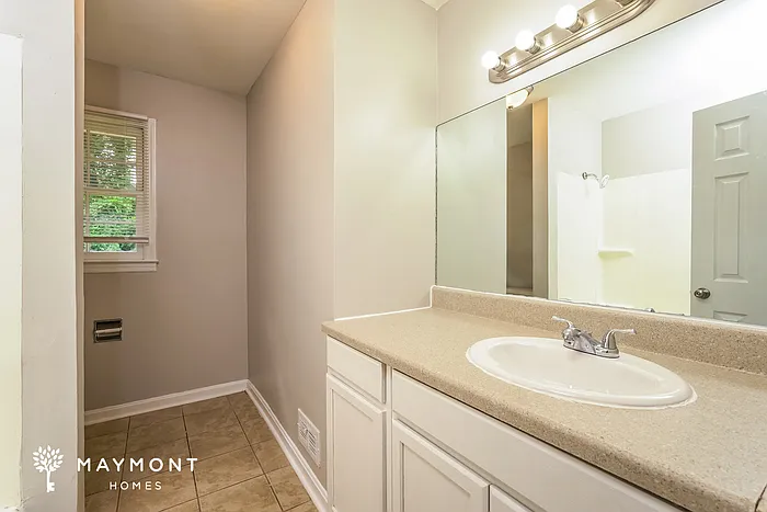 2326 Kaywood Ln — Photo 14