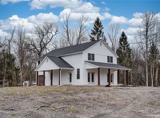 333 Chili Riga Townline Rd, Churchville, NY 14428