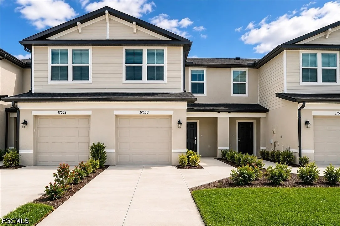 3 bed, 2.5 bath, 1347 sqft, $1,800 — Photo 1