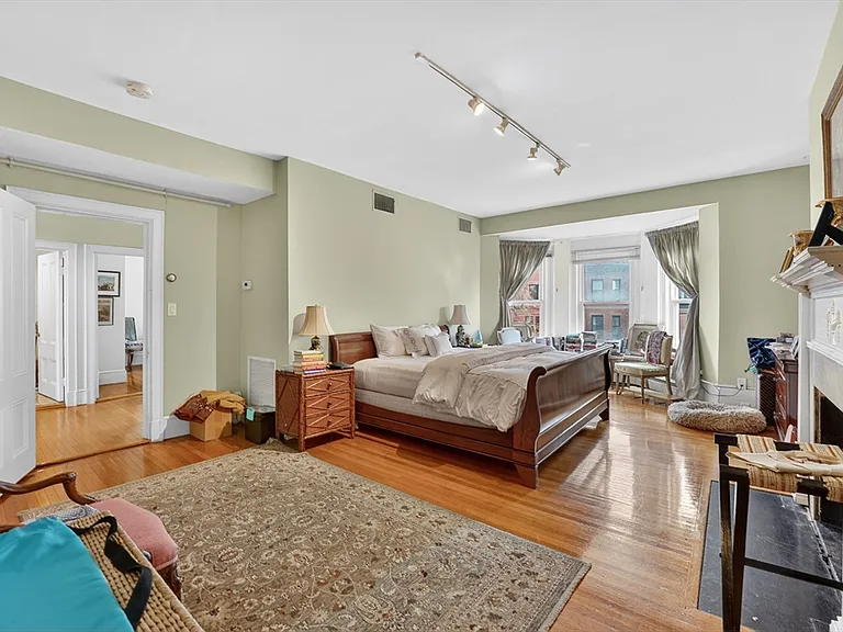 290 Beacon St #4 — Photo 7
