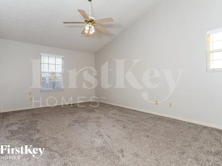 5458 Concord Crossing Dr — Photo 11