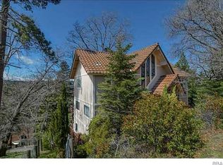 149 Fremont Dr, Lake Arrowhead, CA 92352