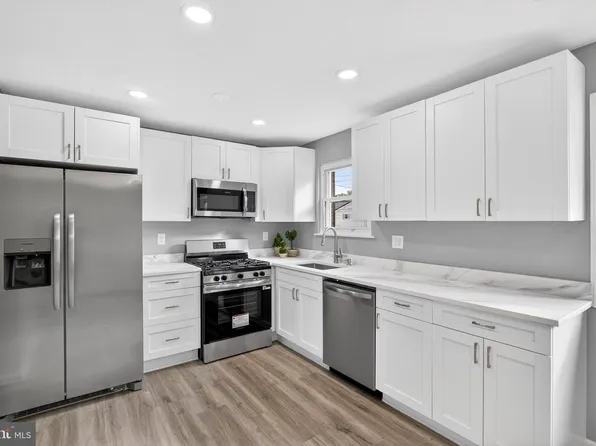 814 Booker Pl, Capitol Heights, MD 20743