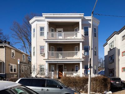 81 Mora St, Dorchester, MA, 02124