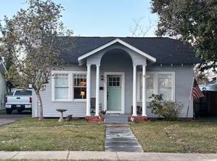 907 7th St, Lake Charles, LA 70601