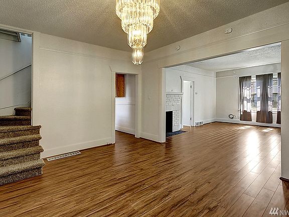 5th image of 14022 24th Ave S