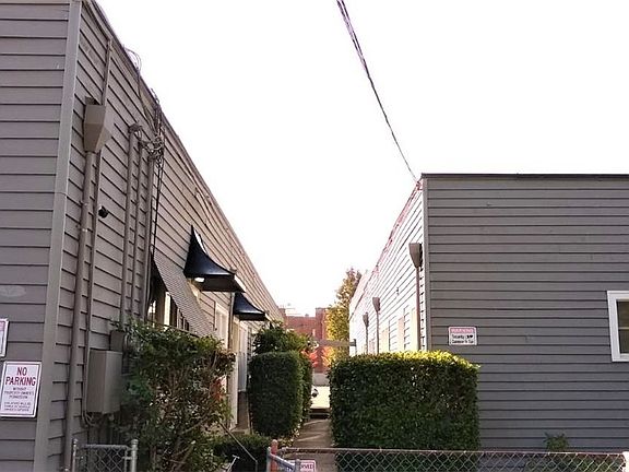 4th image of 836-838 8th St