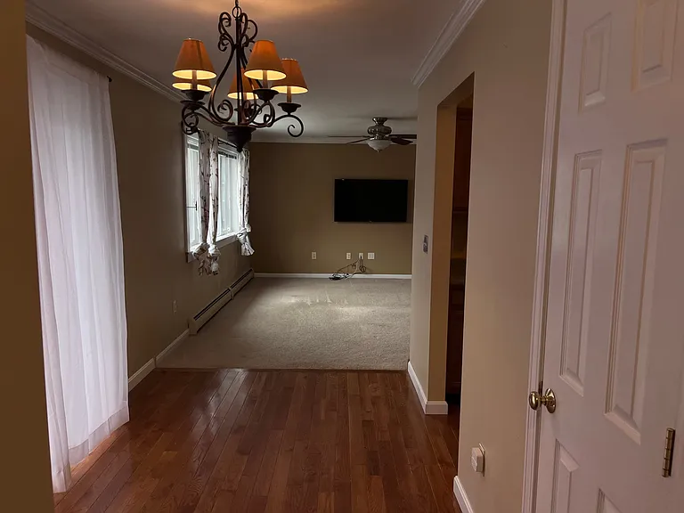 76 Colonial Dr #4 — Photo 6