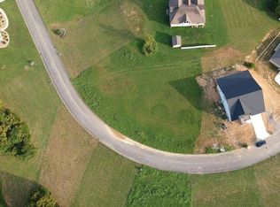 601 Running Brook Dr, Strawberry Plains, TN 37871