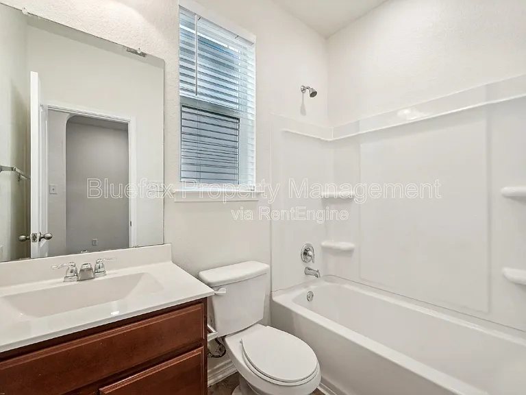 3306 Putnam Flds — Photo 13